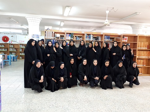 بازدید دانش آموزان مدرسه ی مائده